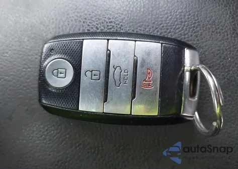 2017 Kia Forte Ex z USA, uszkodzony, nr VIN 3KPFL4A80HE036397